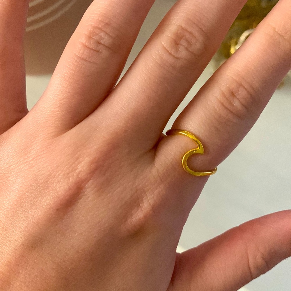 Puravida Wave Ring